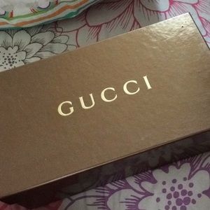 Pump shoes(Gucci shoes)